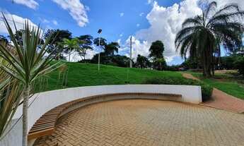 Imagem 8: Lotes com Valores de Oportunidades em Condomínio Maravilhoso de Casa Branca