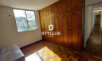 Imagem: Amplo Apartamento com Dependência Completa