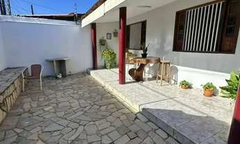 Imagem: Casa à venda em rua pública, FEITOSA