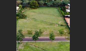 Imagem 2: Terreno de 3.130m2 no Cond. Fazenda da Grama