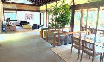 Imagem 4: Casa de condomínio para venda tem 800 metros quadrados com 4 quartos