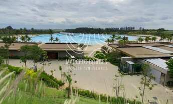 Imagem: O ÚNICO CONDOMÍNIO DO MUNDO COM PRAIA