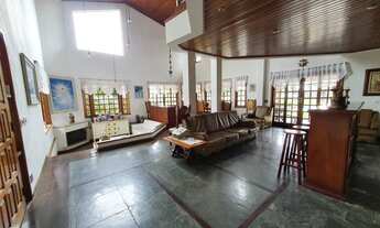 Imagem 4: Mansão em condomínio fechado na Granja Viana com piscina, 4 suites, 10 vagas terreno plano