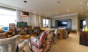 Imagem: Apartamento · 297m² · 3 Quartos (Suítes)