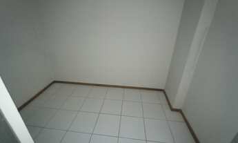 Imagem 7: Apartamento ao lado do Shopping TIJUCA com 02 quartos, vaga e dependência completa por R