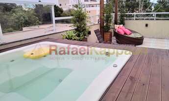 Imagem: Cobertura com piscina e suíte distante