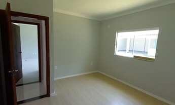 Imagem: Casa térrea com 3 dormitórios sendo 2