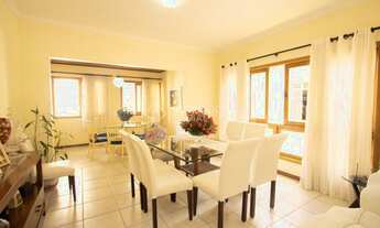 Imagem 4: Casa para venda tem 318 metros quadrados com 4 quartos em Trindade - Florianópolis - SC