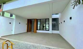 Imagem 2: Sobrado geminado novo, 3 suítes, localizado no bairro Santo Antônio em Joinville