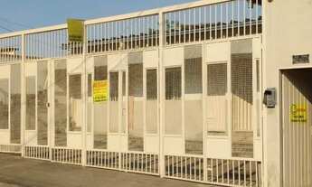 Imagem: Urias 2 quartos ambiente familiar, água