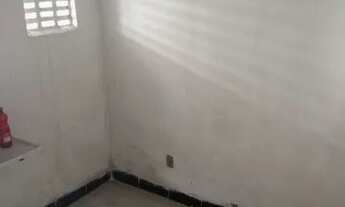 Imagem 4: KITNET 250,00 Casa com 1 dormitório