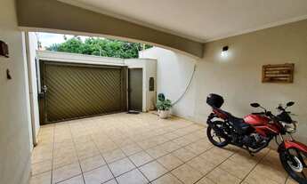 Imagem 2: Lindíssimo Sobrado para venda com 3 Dormitórios e 1 Suíte