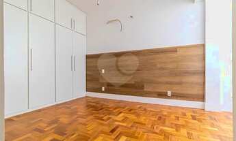 Imagem 6: Laranjeiras em rua arborizada 90m² reformado 3 quartos (1 suíte) e cozinha com armários va