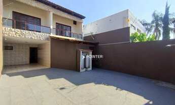 Imagem: Sobrado com 4 Quartos à venda, 256 m²