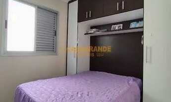 Imagem 3: Apartamento para venda possui 63 metros quadrados com 3 quartos no Monte Castel