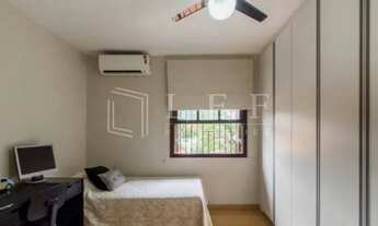 Imagem 4: Casa em Pinheiros: 289m², 4 dormitorio,2 suítes, 5 banheiros, 5 vagas de garagens