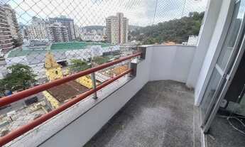 Imagem 7: Ótimo apartamento com vista indevassável e duas vagas de garagem, composto por sala, varan