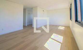 Imagem 2: Apartamento para Aluguel - Tristeza, 1 Quarto, 53 m2