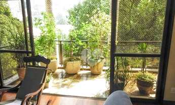 Imagem 6: Sensacional 4 Dormitórios, com 272 m², duas suítes, 3 vagas escrituradas, salão amplo com