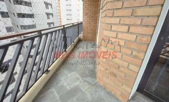 Imagem 7: Apartamento na Vila Mariana com quatro quartos sendo duas suítes, duas vagas de garagem