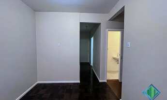 Imagem 2: Apartamento para venda tem 46 metros quadrados com 2 quartos em Centro - Florianópolis - S