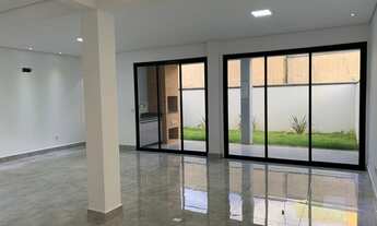 Imagem 6: Casa em condomínio com 134 m2, 3 suítes, 4 vagas de garagem, boiler solar, preparado para