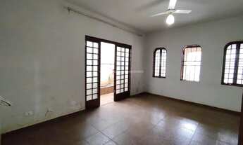 Imagem 2: Casa para aluguel, 3 quartos, 1 suíte, 2 vagas, Conjunto Sete Colinas - Uberaba/MG