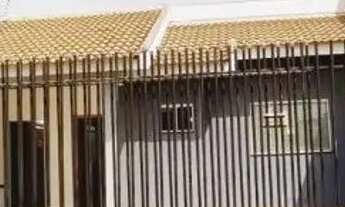 Imagem 2: Casa para Venda em Maringá, Residencial Arezzo, 2 dormitórios, 1 suíte, 2 banheiros, 2 vag