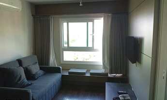 Imagem 6: MÁFFER IMÓVEIS ALUGA Apartamento mobiliado de 1 dormitório com garagem em localização priv