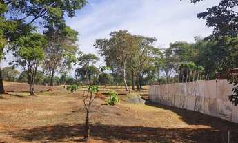 Imagem 4: Lote Exclusivo com 1.298m² Frente para o Bosque e Fundo para o Campo de Golfe - Portal So