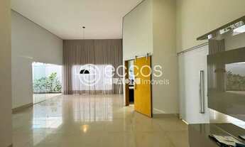 Imagem 5: Casa em condomínio para aluguel, 3 quartos, 3 suítes, 2 vagas, Jardim Botânico - Uberlândi