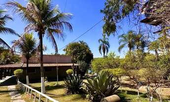 Imagem 5: Imóvel para venda tem 400 metros quadrados com 5 quartos