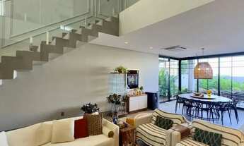 Imagem 3: Sobrado Neoclássico no Florais da Mata com 4 suites e linda vista para Cuiabá