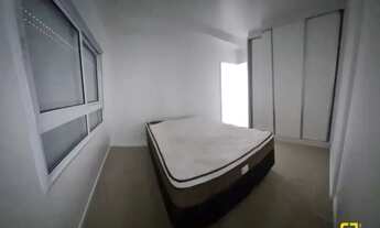 Imagem 5: Apartamento 1 dorm. banheiro, sacada com churraqueira, 1 vaga