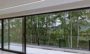 Imagem 8: Casa de Condomínio com 4 Quartos e 7 banheiros para Alugar, 480 m²