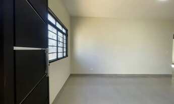 Imagem 3: Casa ampla à venda 4 dormitórios / 2 suítes 420m² de terreno