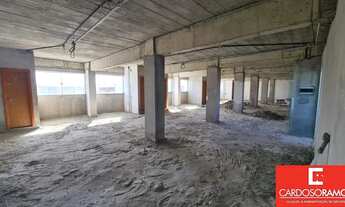 Imagem 2: Lojas no Shopping Vida Nova