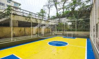 Imagem 2: Incrível 2 quartos com Varanda no Arpoador!!!