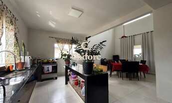 Imagem 4: Sobrado à venda no Nova Uberlândia com 3/4 sendo 1 suíte e garagem para 5 carros