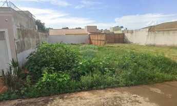 Imagem 3: Terreno em Jardim Morumbi: Tranquilidade e Natureza