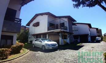 Imagem 5: Casa de condomínio para venda possui 205 metros quadrados com 5 quartos em Alto - Teresópo