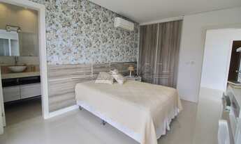 Imagem 3: Belíssimo sobrado beira lago, com perfeita localização dentro do condomínio Celebration