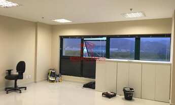 Imagem 4: Alugue e Ganhe 2 Meses de Aluguel Grátis! Ótima sala no CEO CORPORATE OFFICES!