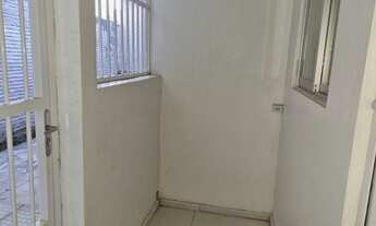 Imagem 7: Casa para aluguel tem 100 metros quadrados com 4 quartos em Centro - Torres - RS