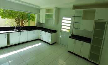 Imagem 7: Casa de esquina Morada da Colina com 309m², 03 suites sendo 01 master, 04 vagas de garagem