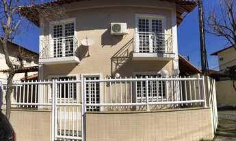 Imagem 2: Casa de condomínio para venda possui 120 metros quadrados com 4 quartos