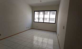 Imagem 3: Apartamento ao lado do Shopping TIJUCA com 02 quartos, vaga e dependência completa por R