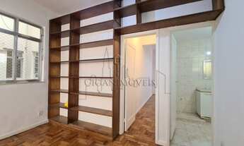 Imagem 4: Apartamento à venda em Copacabana, com 2 quartos e a 350m da praia