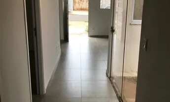 Imagem 3: Alugo casa no luizote 4