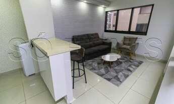 Imagem 2: Flat totalmente equipado e reformado para locação ao lado da Av Ibirapuera. Com entrada im